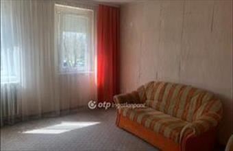 Eladó Ajkai panel lakás hirdetés (79659994)