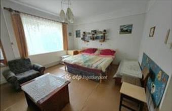 Eladó Kisújszállási családi ház hirdetés (67369727)