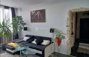 Eladó Szentendrei csúsztatott zsalus lakás hirdetés (53346694)