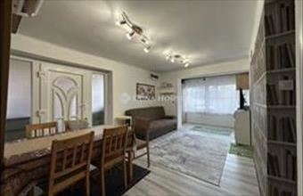 Eladó Lakiteleki családi ház hirdetés (48347814)