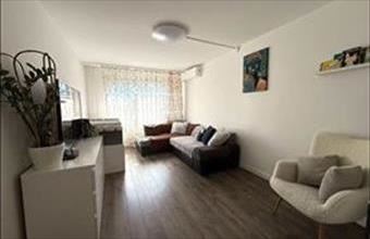 Eladó Budapest III. kerületi panel lakás hirdetés (33982179)