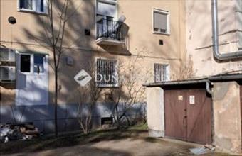 Eladó Debreceni egyedi garázs hirdetés (81783434)