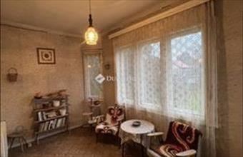 Eladó Süttői családi ház hirdetés (34481589)