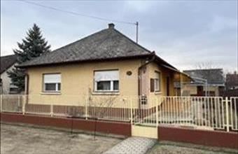 Eladó Monorierdői családi ház hirdetés (23973353)