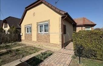 Eladó Pilisi családi ház hirdetés (87332433)