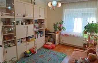 Eladó Petriventei családi ház hirdetés (53357199)