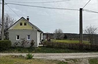 Eladó Eszteregnyei családi ház hirdetés (44324215)
