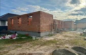 Eladó Monori ikerház hirdetés (99255911)