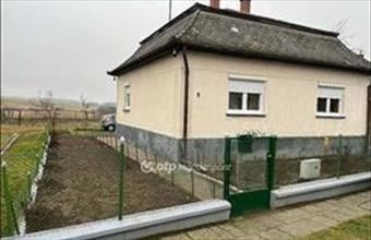 Eladó Egyházasgergei családi ház hirdetés (91752643)