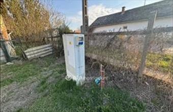 Eladó Tiszaszőlősi lakóövezeti telek hirdetés (77346446)