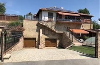 Eladó Budapest XXII. kerületi családi ház hirdetés (92355348)