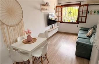 Eladó Spanyolországi sorház hirdetés (98945388)