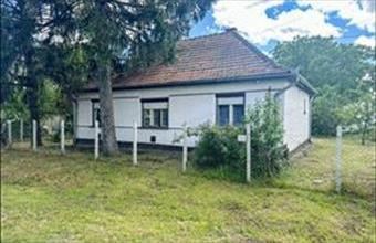 Eladó Kisszállási családi ház hirdetés (55194428)