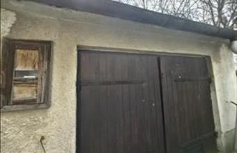 Eladó Tatabányai egyedi garázs hirdetés (84827937)