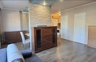 Kiadó Szolnoki panel lakás hirdetés (64923332)