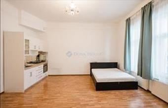 Eladó Budapest V. kerületi tégla lakás hirdetés (75979349)