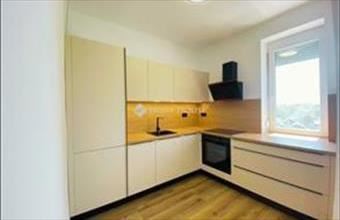 Eladó Pécsi panel lakás hirdetés (78843439)