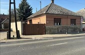 Eladó Nagykállói családi ház hirdetés (25848644)