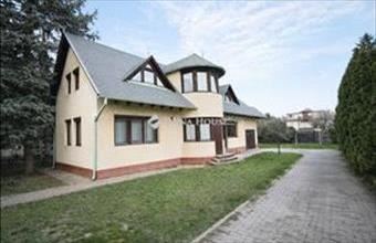 Eladó Budapest III. kerületi családi ház hirdetés (56375957)