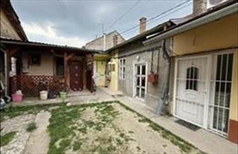 Eladó Nagykőrösi házrész hirdetés (79237136)