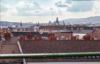 Eladó Budapest VII. kerületi csúsztatott zsalus lakás hirdetés (44685747)