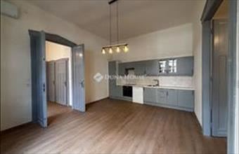 Eladó Budapest VI. kerületi tégla lakás hirdetés (67363362)