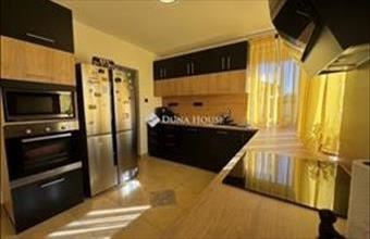 Eladó Szigetszentmiklósi egyéb lakás hirdetés (33239757)