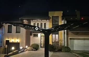 Eladó Péceli családi ház hirdetés (17674374)