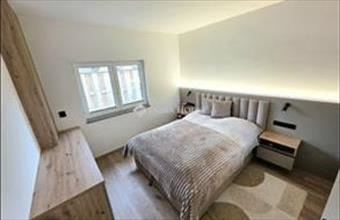 Eladó Kőröshegyi egyéb lakás hirdetés (63894688)