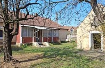 Eladó Lesenceistvándi családi ház hirdetés (45637359)