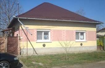 Eladó Csanádapácai családi ház hirdetés (47367643)