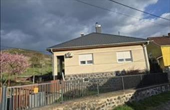 Eladó Márkházai családi ház hirdetés (47862432)