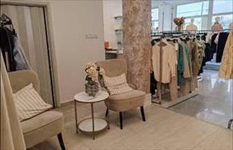 Eladó Szolnoki egyéb üzlethelyiség hirdetés (75885951)