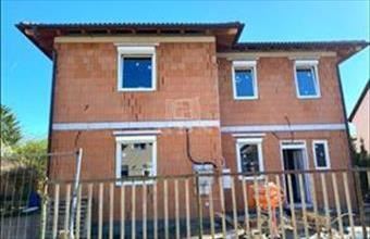 Eladó Budapest XVII. kerületi ikerház hirdetés (93536162)