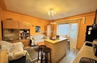 Eladó Várpalotai tégla lakás hirdetés (98777235)