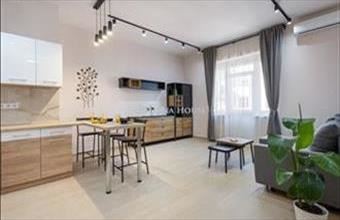 Eladó Budapest VII. kerületi tégla lakás hirdetés (52137532)