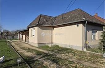 Eladó Sárbogárdi családi ház hirdetés (27196278)