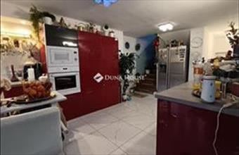 Eladó Esztergomi családi ház hirdetés (45547672)