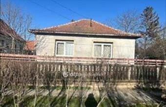 Eladó Jászkiséri családi ház hirdetés (72499446)