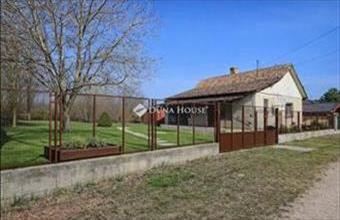 Eladó Tóalmási családi ház hirdetés (32737689)