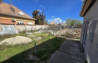 Eladó Bajai ikerház hirdetés (85514455)