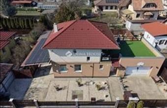 Eladó Halászteleki családi ház hirdetés (34256346)