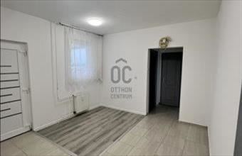 Eladó Tapolcai csúsztatott zsalus lakás hirdetés (29743772)