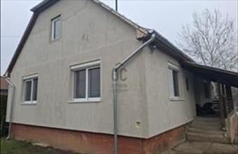 Eladó Tápiószelei családi ház hirdetés (64343424)