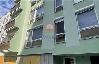 Eladó Pécsi panel lakás hirdetés (65334537)