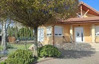 Eladó Szabadbattyáni családi ház hirdetés (26893357)