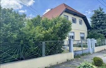 Eladó Keszthelyi családi ház hirdetés (36324422)