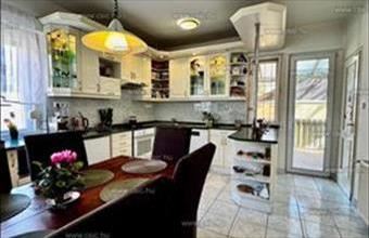 Eladó Nagytarcsai családi ház hirdetés (87898523)