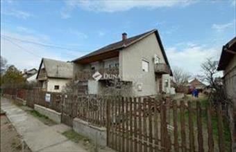 Eladó Cserkeszőlői családi ház hirdetés (23389353)