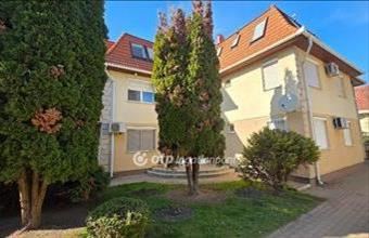 Kiadó Hajdúszoboszlói tégla lakás hirdetés (85739688)